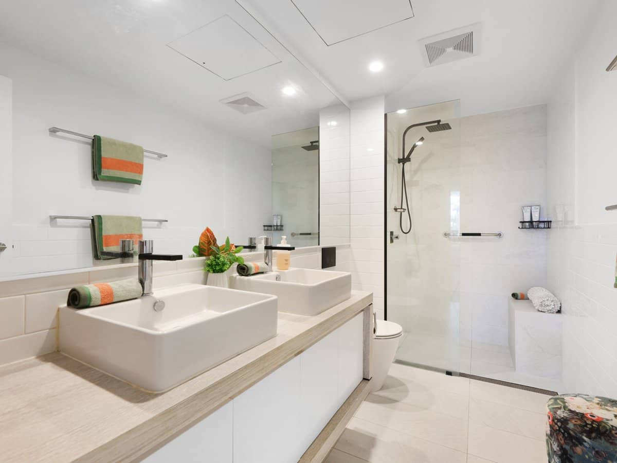 72 the Esplanade, Burleigh Heads - Thumbnail 15