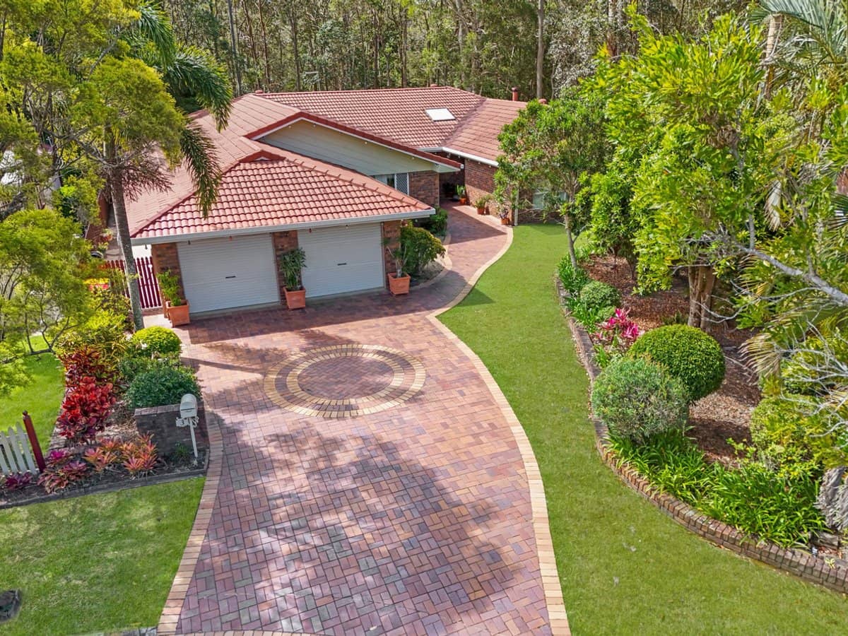 3 Seafarer Court, CLEVELAND - Thumbnail 1