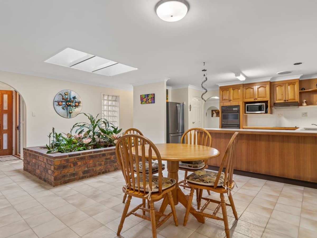 3 Seafarer Court, CLEVELAND - Thumbnail 4