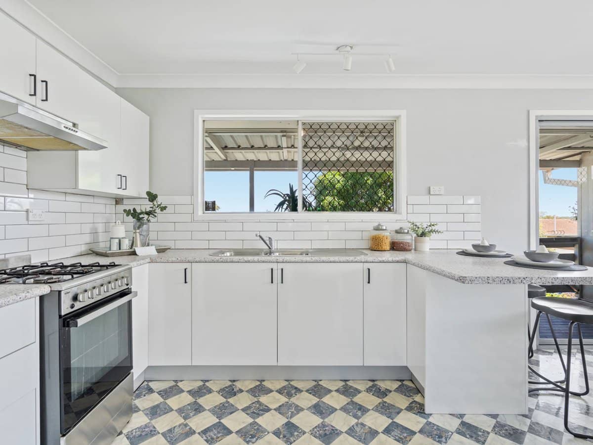 14 Stubbs Road, WOODRIDGE - Thumbnail 7