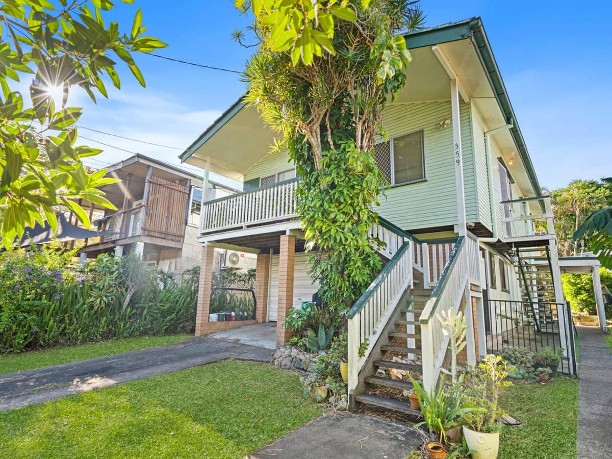 359 Whites Road, LOTA - Thumbnail 1