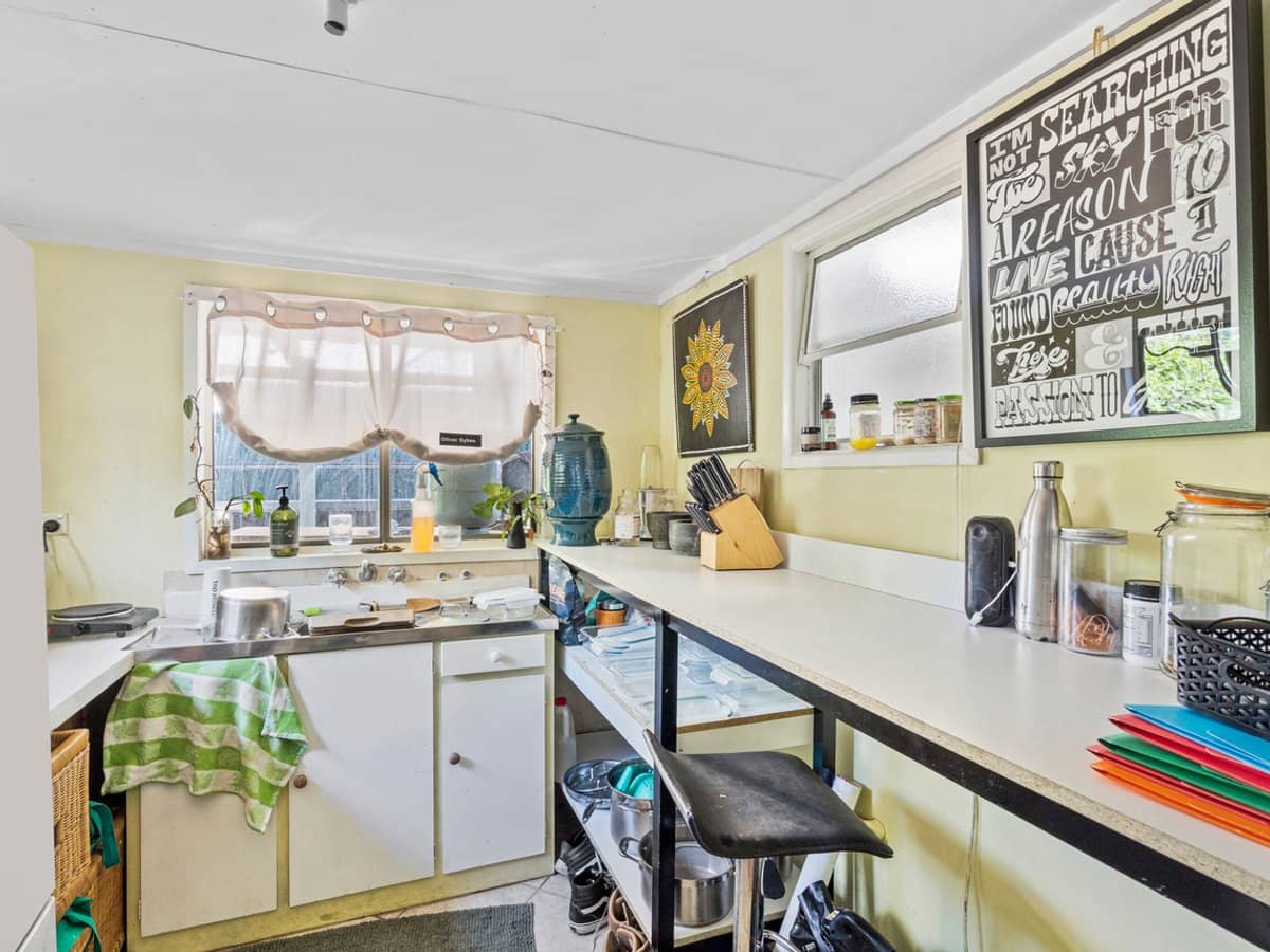 359 Whites Road, LOTA - Thumbnail 19