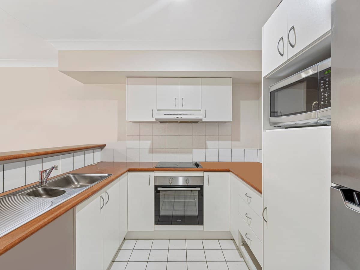 36 Albert Street, WATERFORD - Thumbnail 2