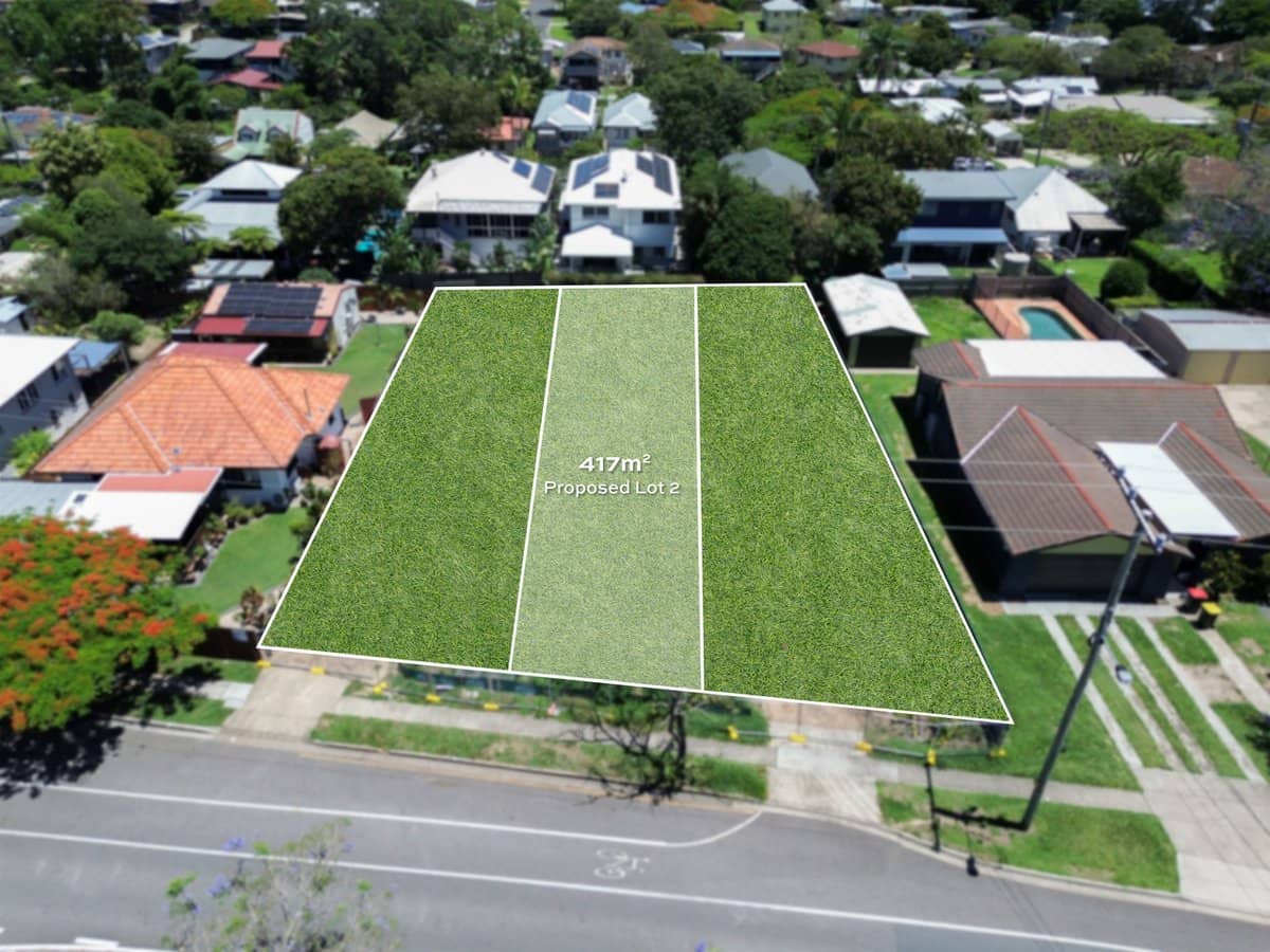 2236 Wynnum Road North, WYNNUM - Thumbnail 1