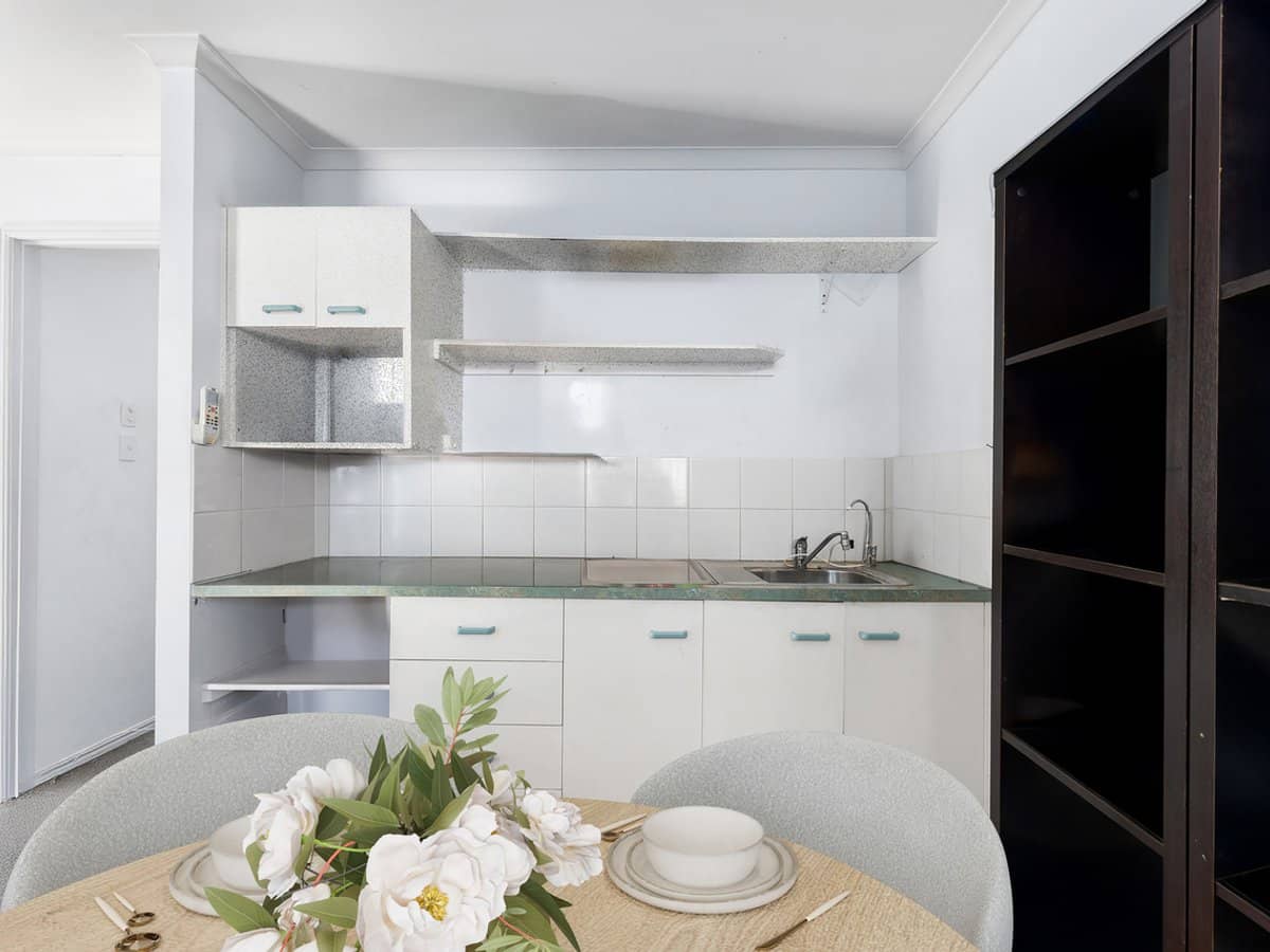 12-14 Yeates Crescent, MEADOWBROOK - Thumbnail 6