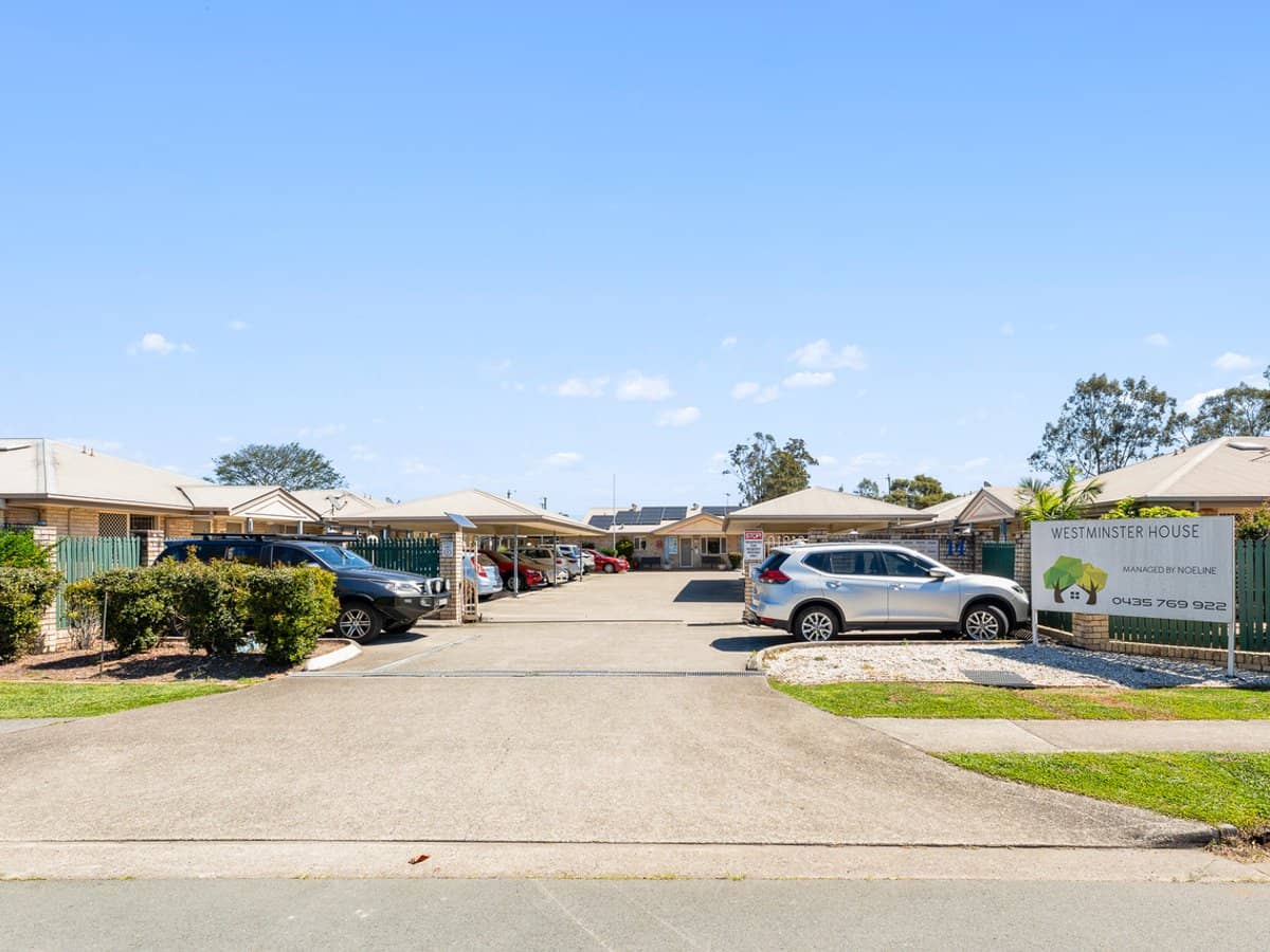 12-14 Yeates Crescent, MEADOWBROOK - Thumbnail 11