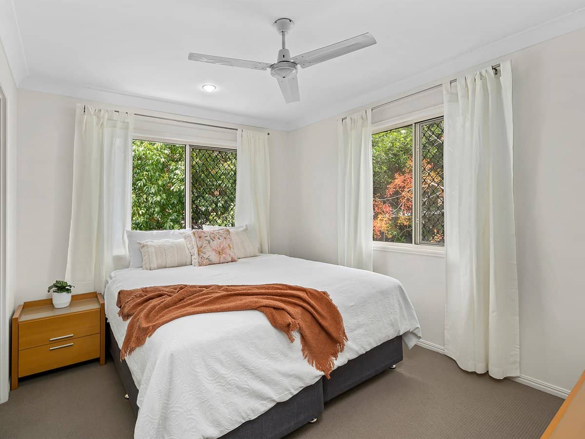 105 Kirkland Avenue, COORPAROO - Thumbnail 11