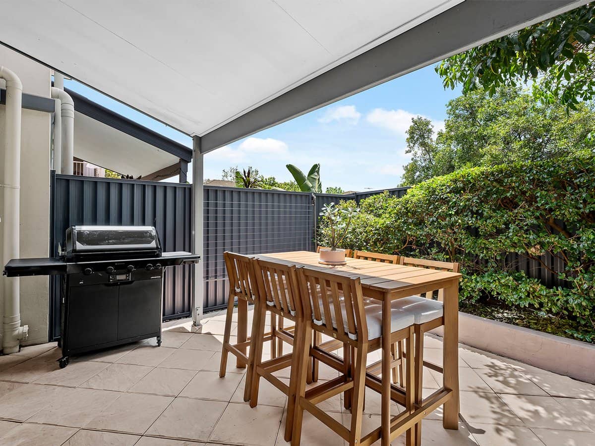 105 Kirkland Avenue, COORPAROO - Thumbnail 16