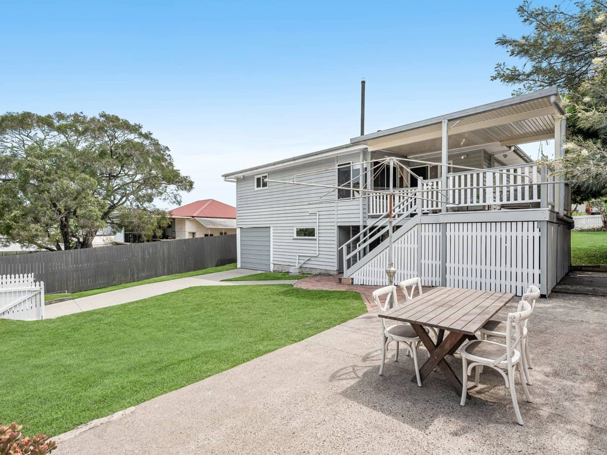 50 Allambie Street, CARINA - Thumbnail 2