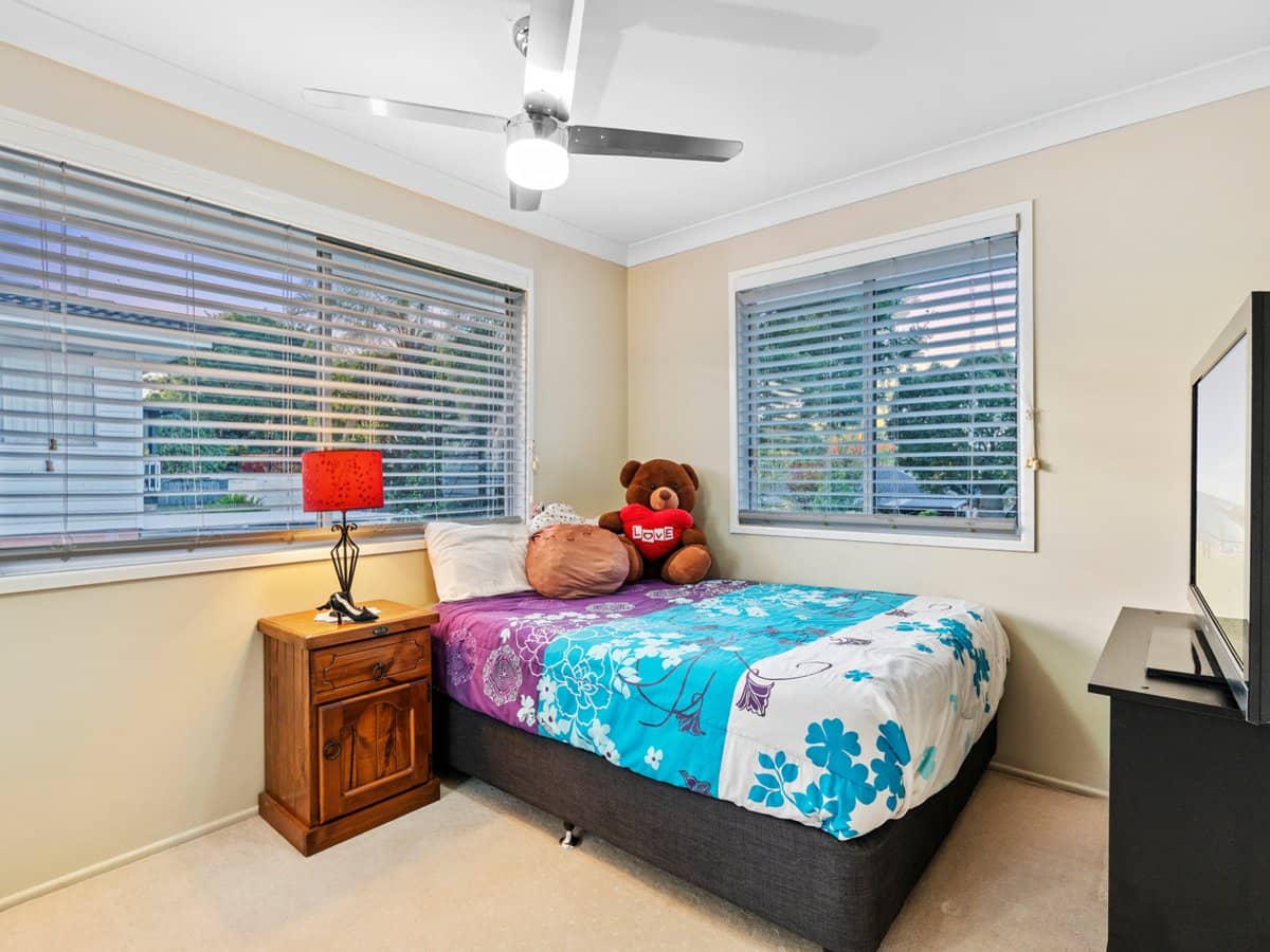 47 Macarthur Crescent, SLACKS CREEK - Thumbnail 6