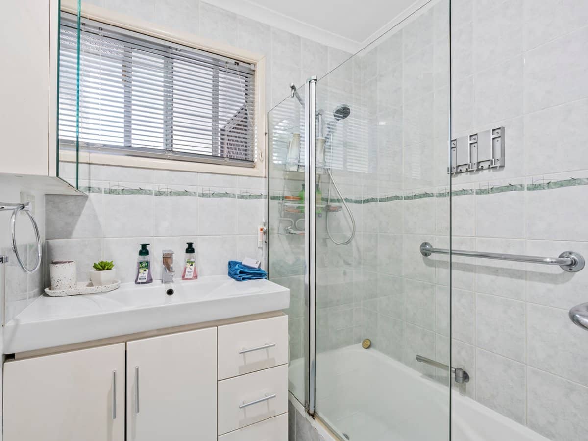 47 Macarthur Crescent, SLACKS CREEK - Thumbnail 8