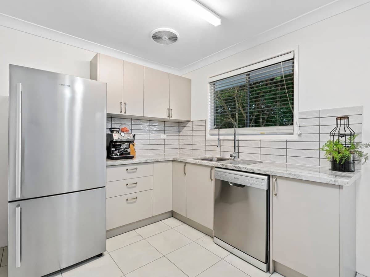 47 Macarthur Crescent, SLACKS CREEK - Thumbnail 10