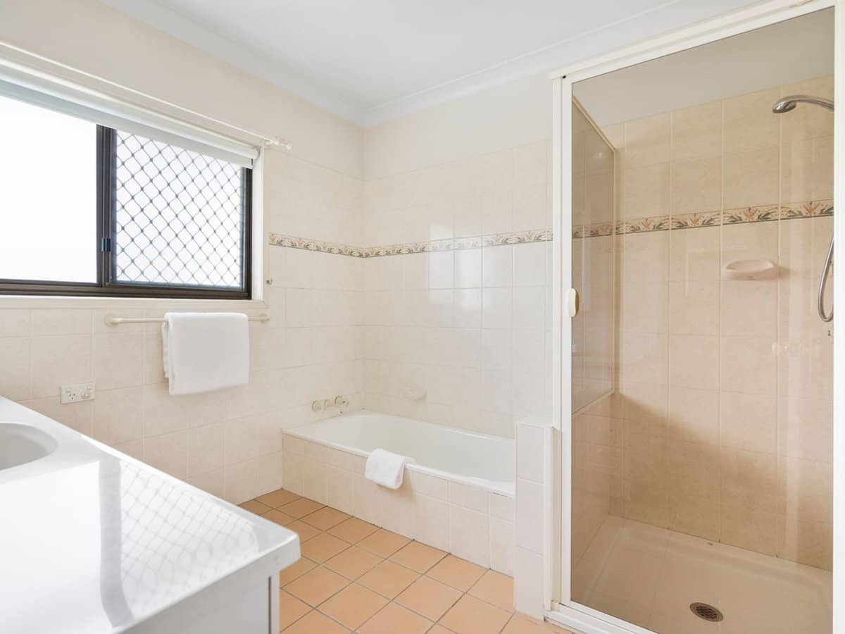 4 Whitehall Street, MACGREGOR - Thumbnail 20