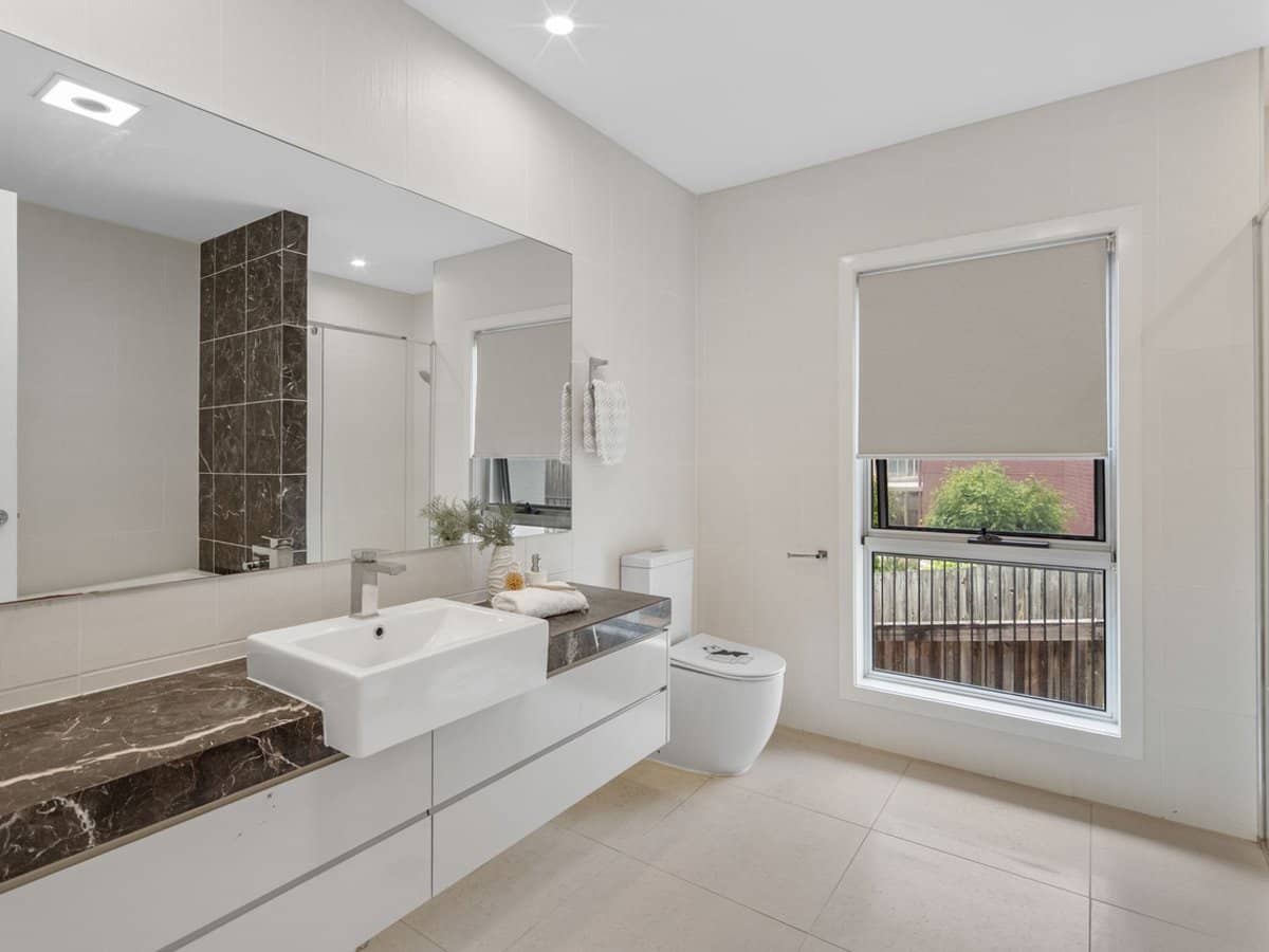 28 Staveley Close, SINNAMON PARK - Thumbnail 17