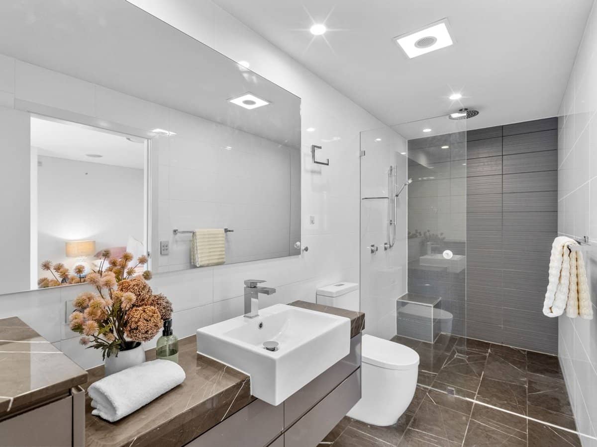 28 Staveley Close, SINNAMON PARK - Thumbnail 21