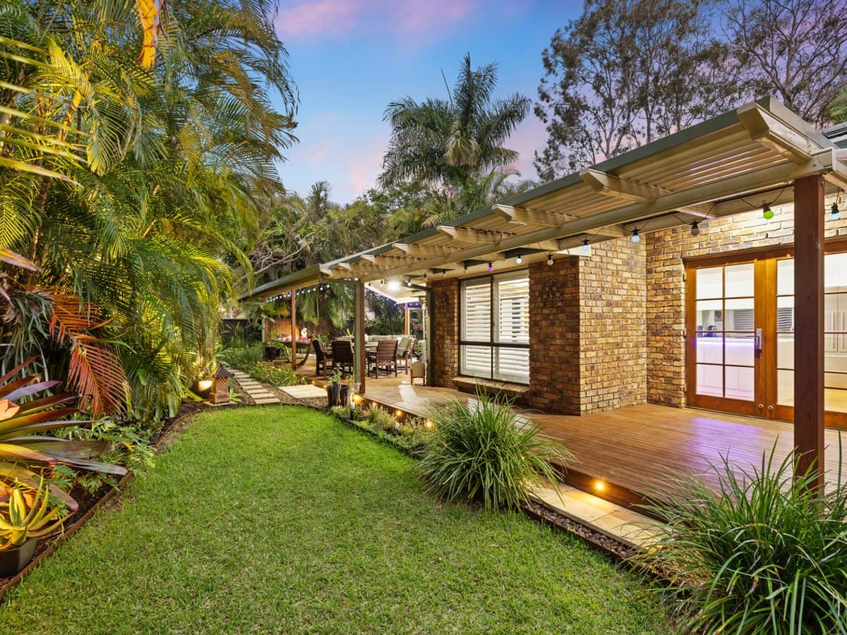 21-22 Harrogate Terrace, BIRKDALE - Thumbnail 3