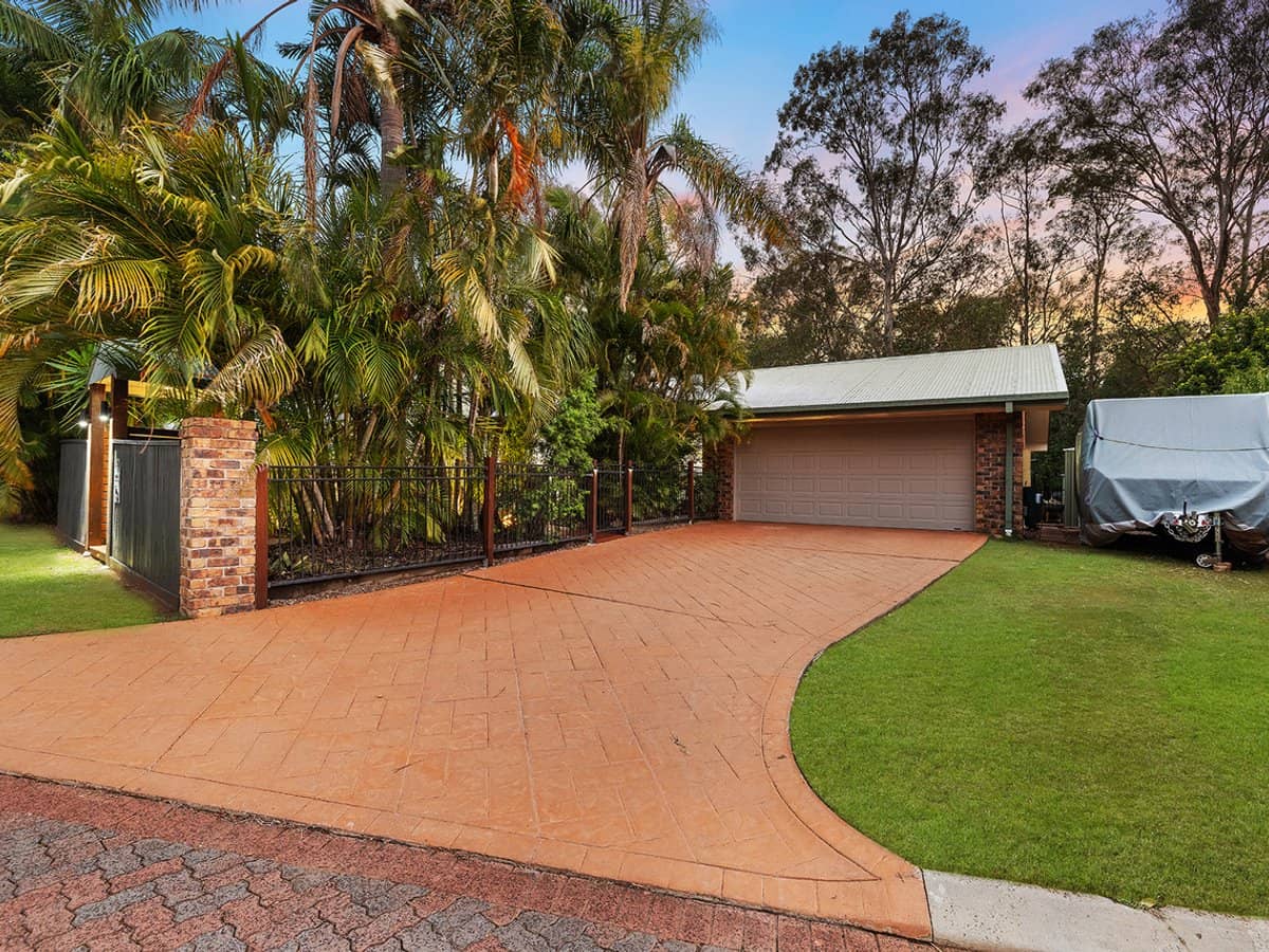 21-22 Harrogate Terrace, BIRKDALE - Thumbnail 4