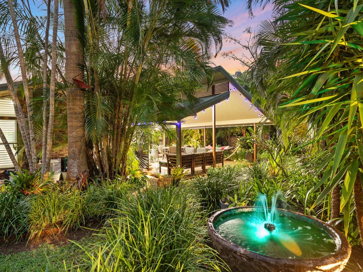 21-22 Harrogate Terrace, BIRKDALE - Thumbnail 5