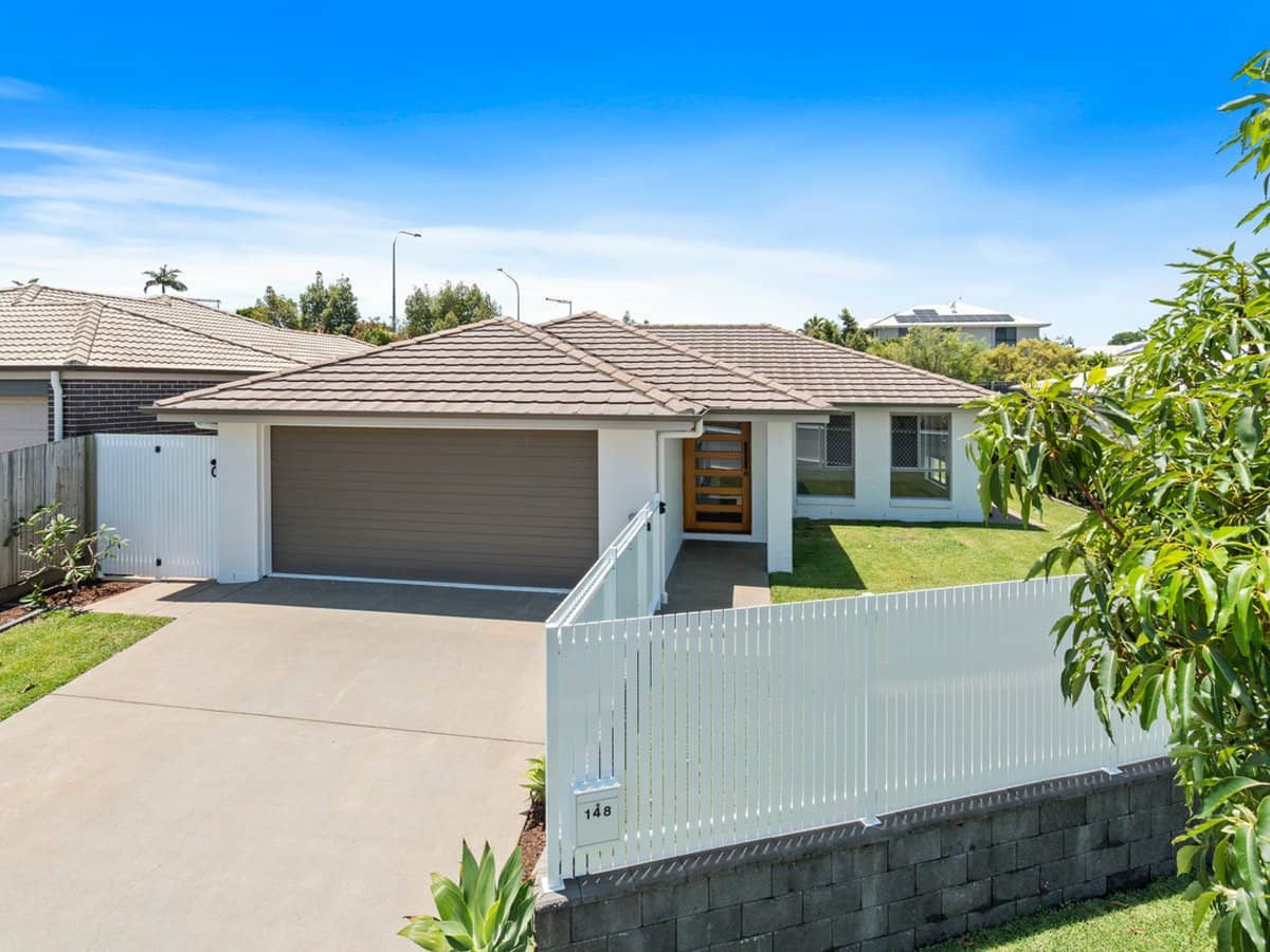 148 Bankswood Drive, REDLAND BAY - Thumbnail 1