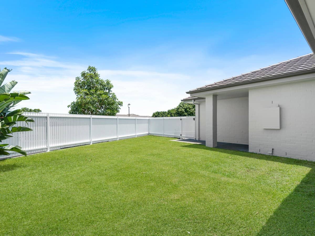 148 Bankswood Drive, REDLAND BAY - Thumbnail 20