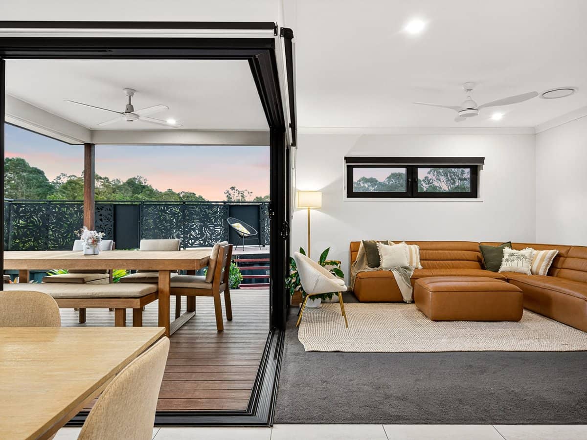 22 Mizen Place, HOLLAND PARK WEST - Thumbnail 1
