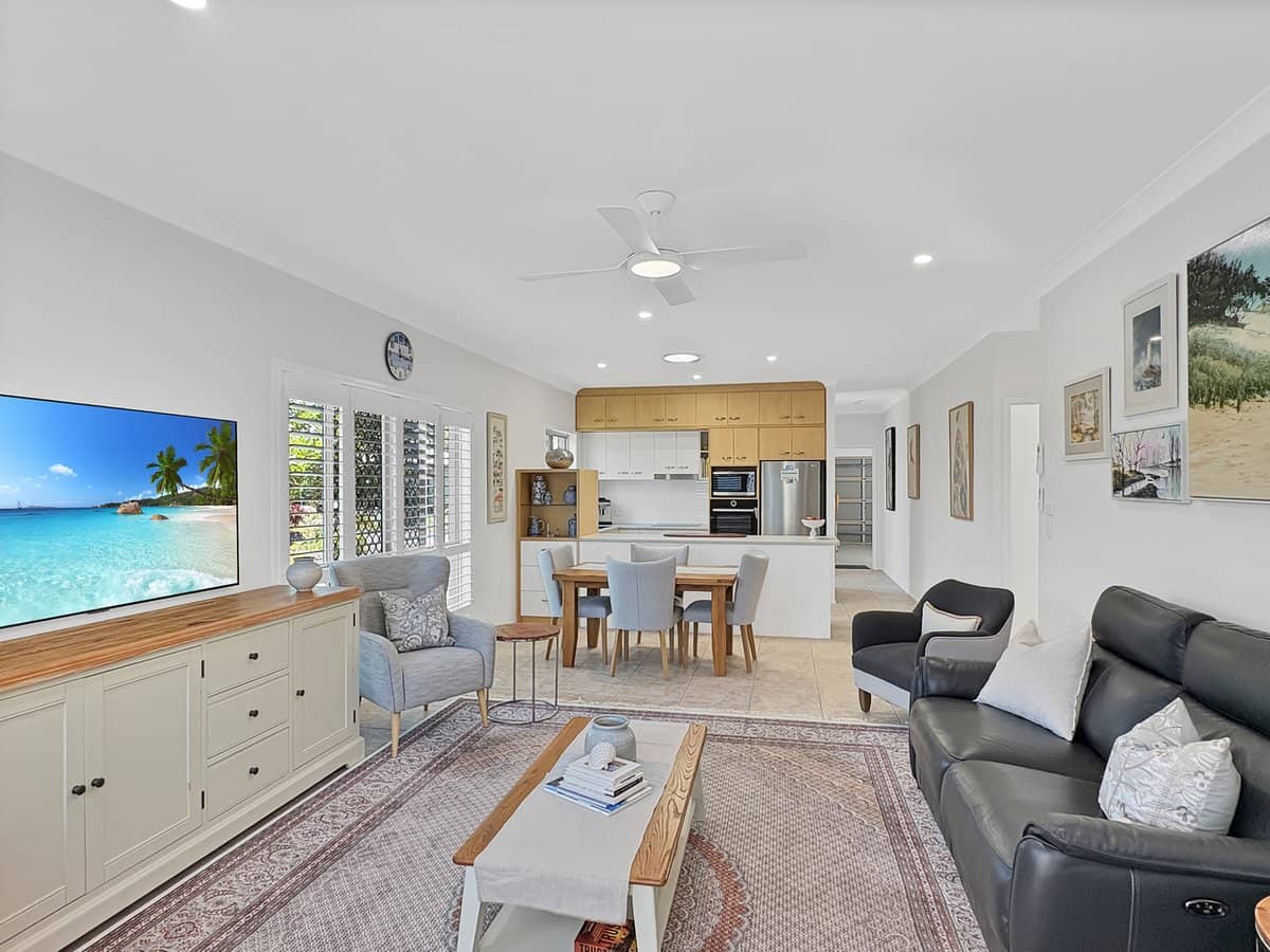 2 Grand Parade, KAWANA ISLAND - Thumbnail 11