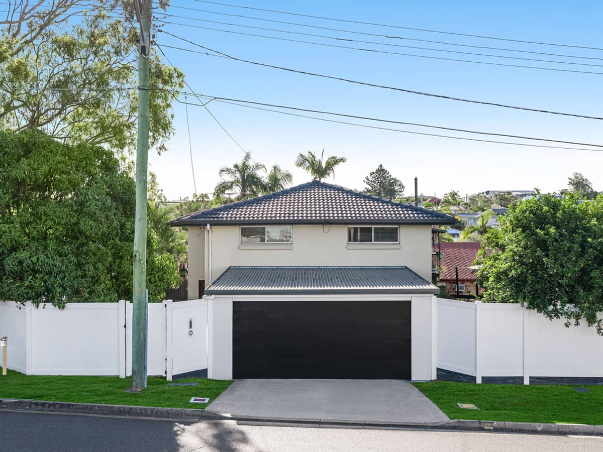 2 Lunga Street, CARINA - Thumbnail 1