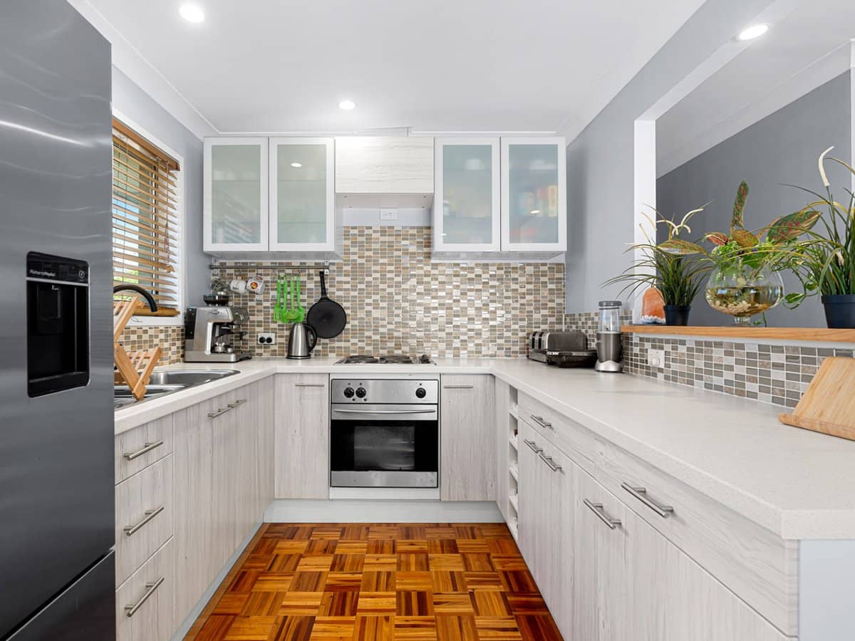 2 Lunga Street, CARINA - Thumbnail 3