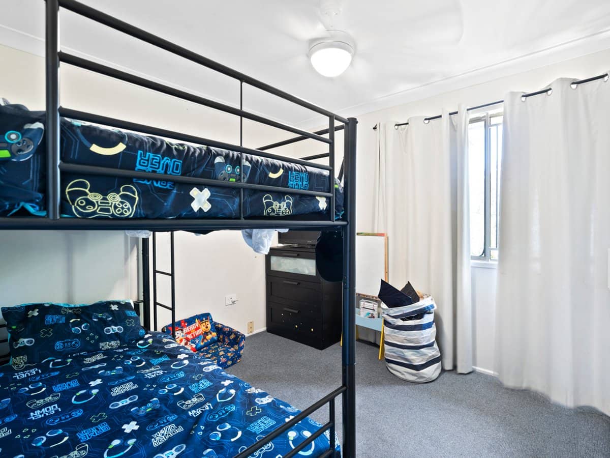 6 Faye Street, THORNESIDE - Thumbnail 7