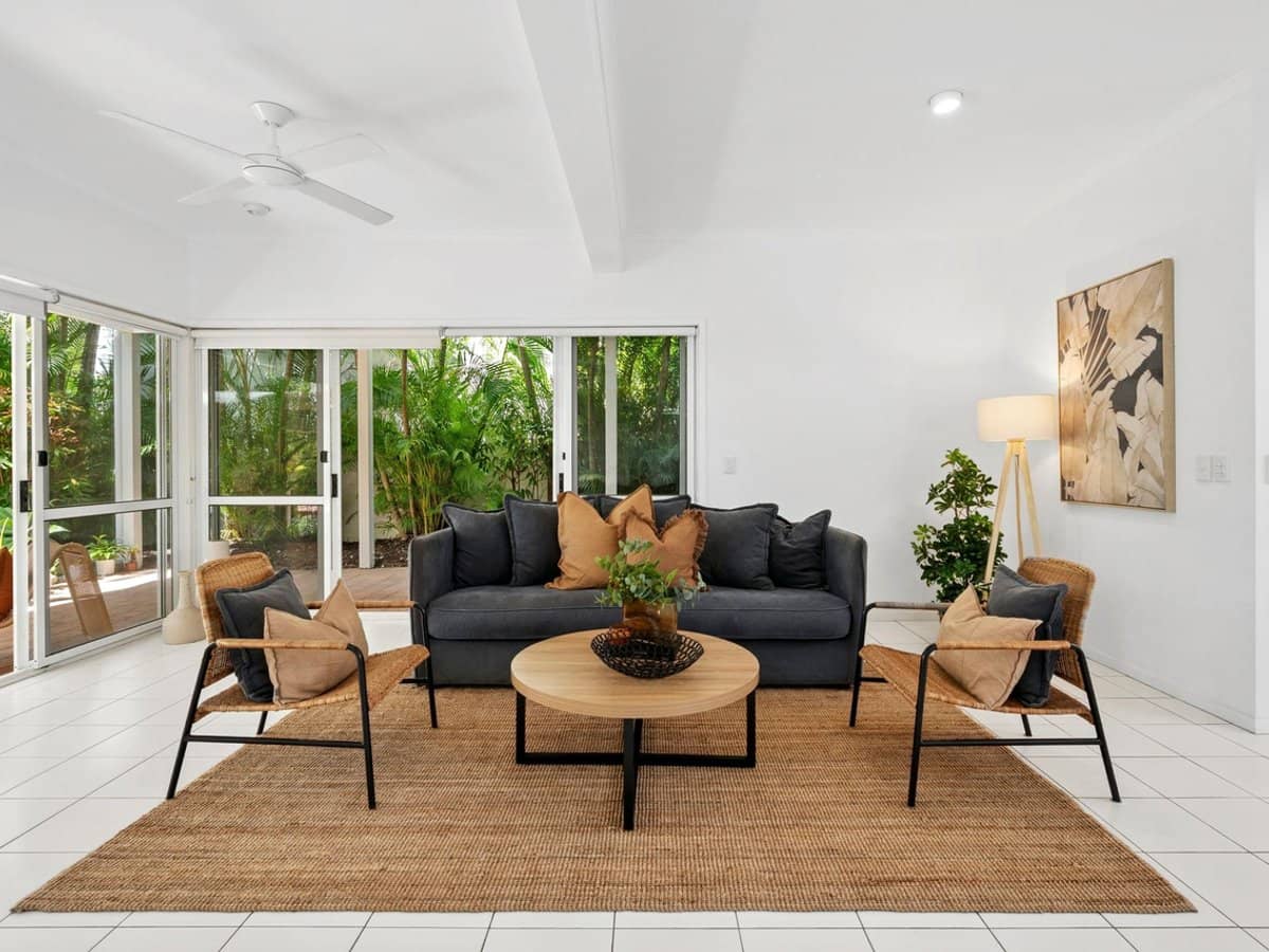 29 Weyba Esplanade, NOOSA HEADS - Thumbnail 3