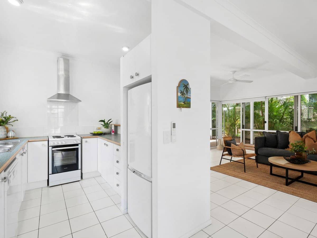 29 Weyba Esplanade, NOOSA HEADS - Thumbnail 4