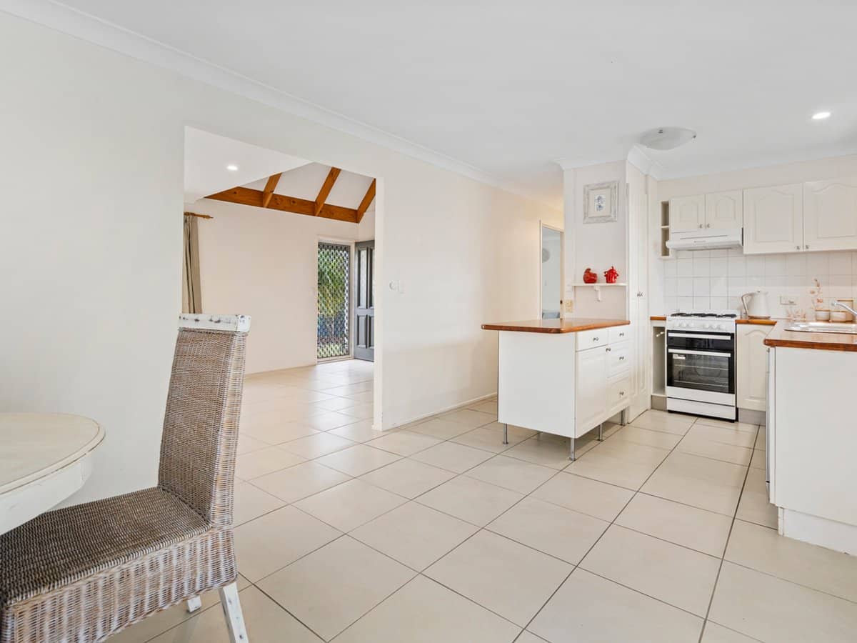 57 Ferry Road, THORNESIDE - Thumbnail 4