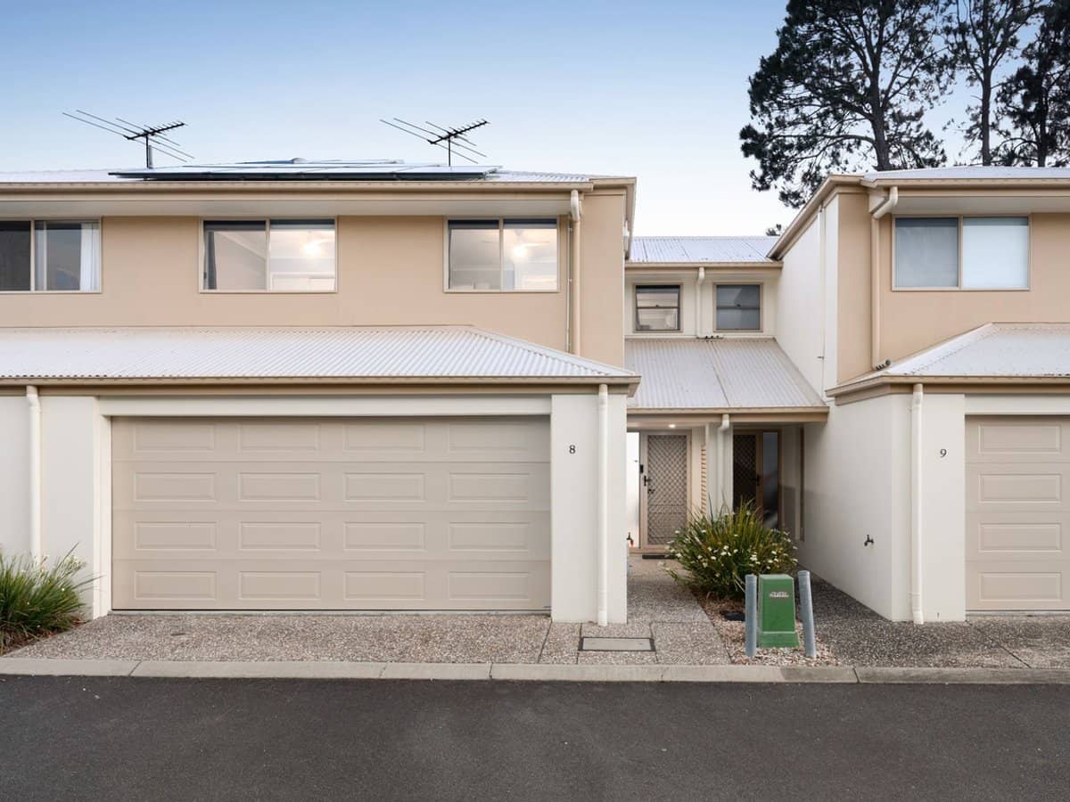 202-206 Fryar Road, EAGLEBY - Thumbnail 1