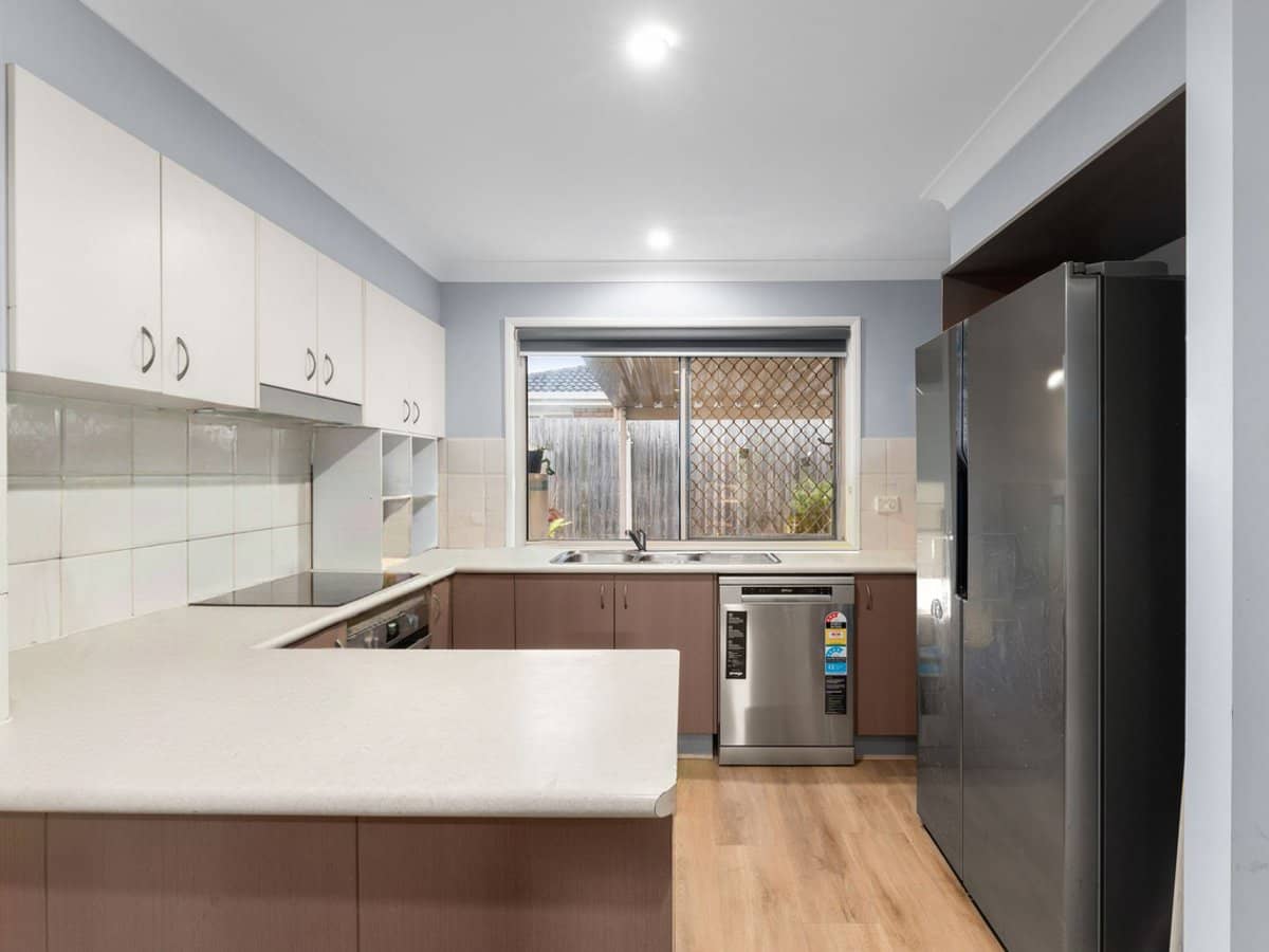 202-206 Fryar Road, EAGLEBY - Thumbnail 2
