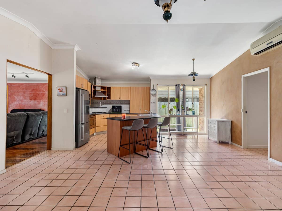 24 Ferndown Street, ALEXANDRA HILLS - Thumbnail 6