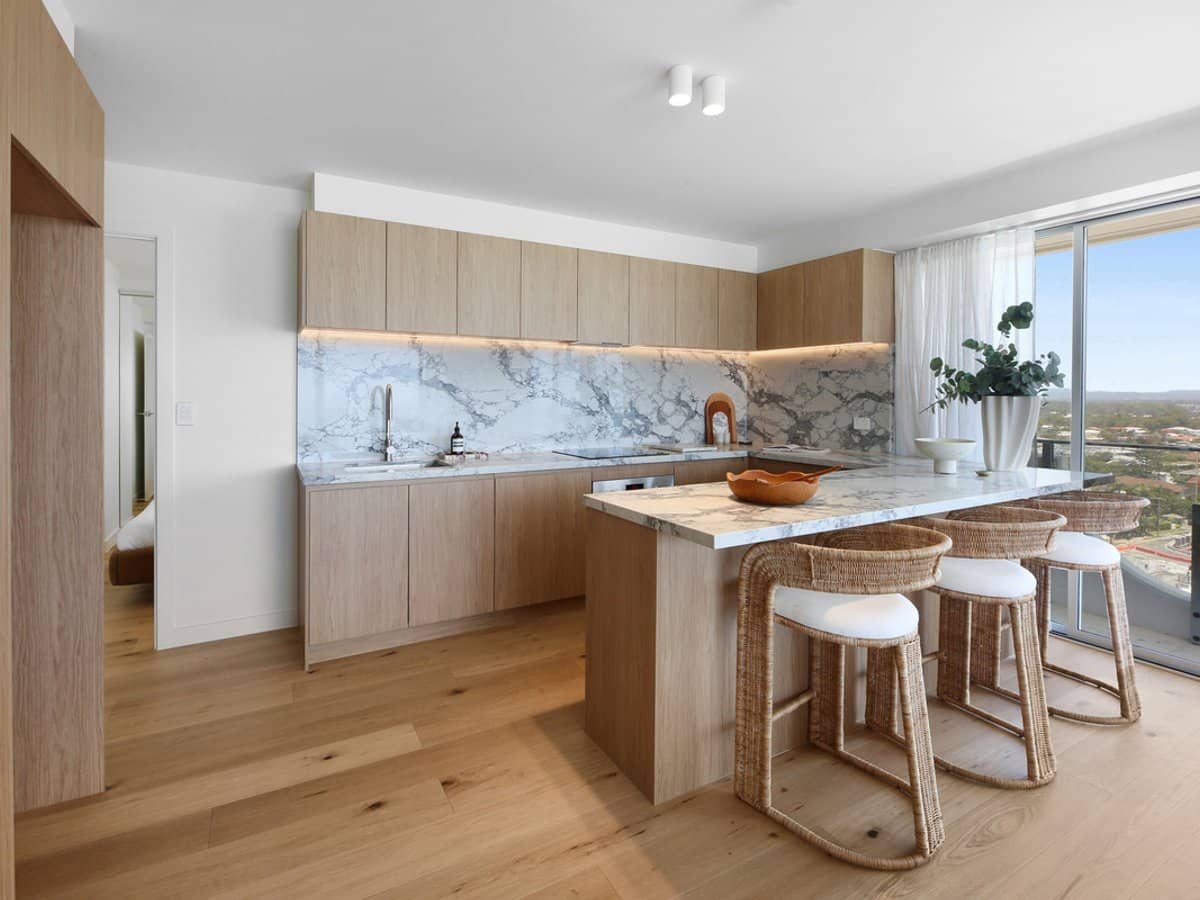 170-180 The Esplanade, Burleigh Heads - Thumbnail 3