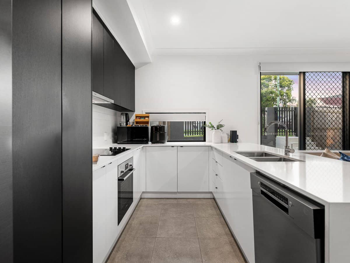 25 Orana Street, CARINA - Thumbnail 7