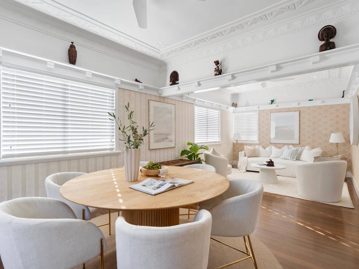 16 White Avenue, COORPAROO - Thumbnail 8