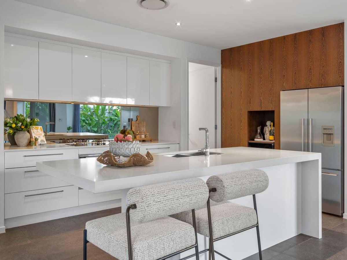 53 Waterville Drive, THORNLANDS - Thumbnail 3