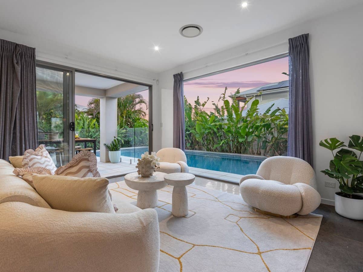 53 Waterville Drive, THORNLANDS - Thumbnail 7