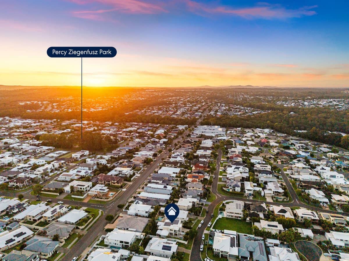 53 Waterville Drive, THORNLANDS - Thumbnail 27