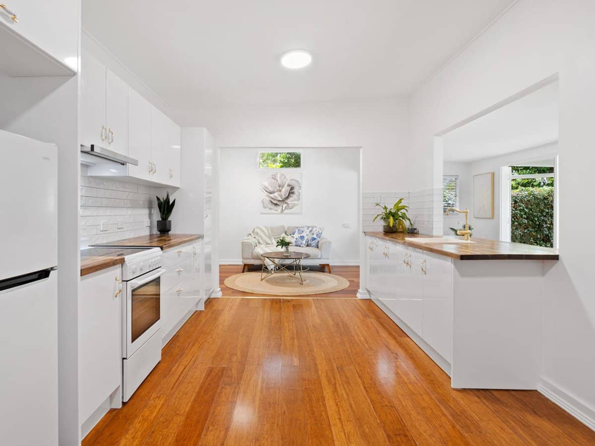 42 Manitzky Road, TAMBORINE MOUNTAIN - Thumbnail 3