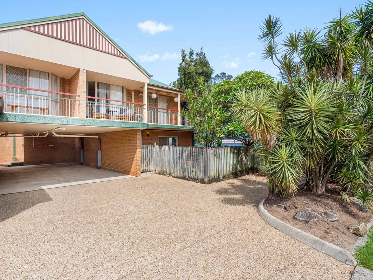 70 Jellicoe Street, COORPAROO - Thumbnail 1