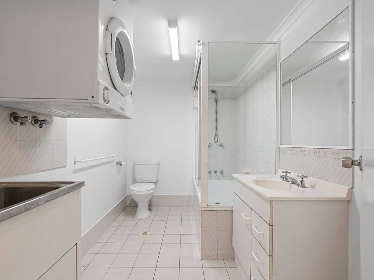 70 Jellicoe Street, COORPAROO - Thumbnail 8