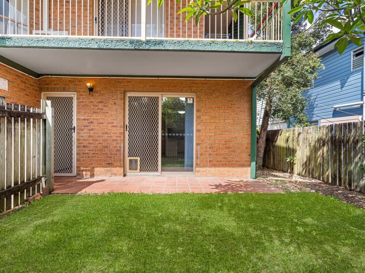 70 Jellicoe Street, COORPAROO - Thumbnail 10