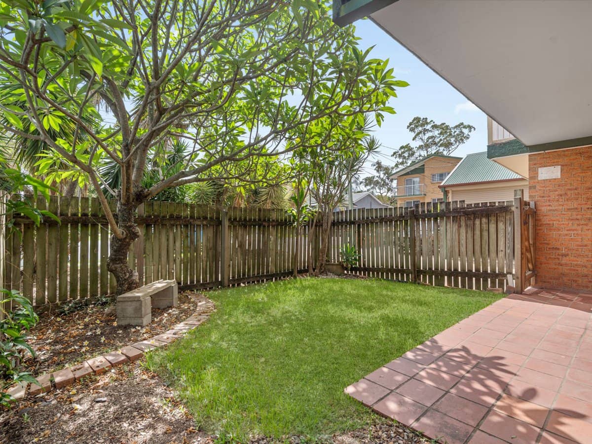 70 Jellicoe Street, COORPAROO - Thumbnail 12