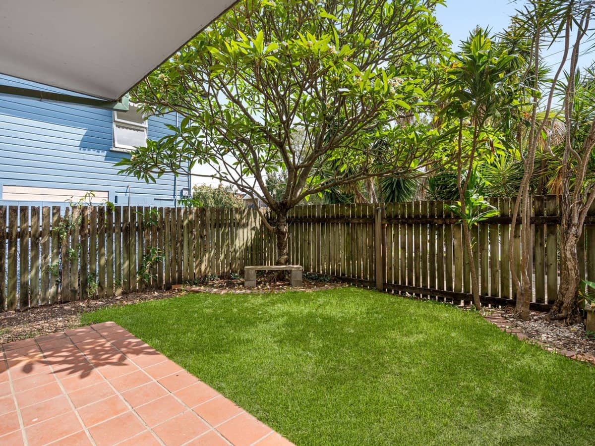 70 Jellicoe Street, COORPAROO - Thumbnail 13