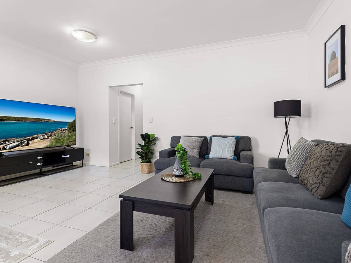 2/2-10 Cascade Drive, Underwood - Thumbnail 5