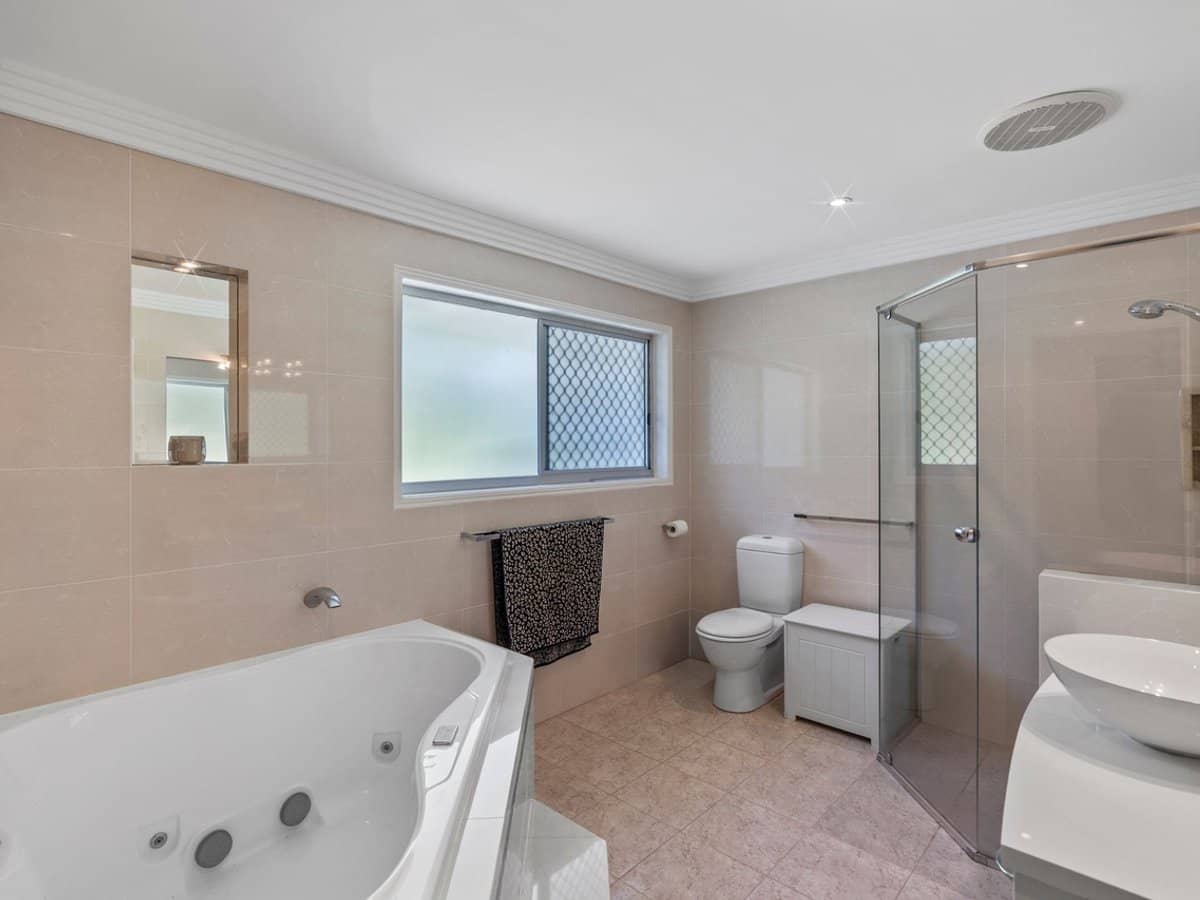 8 Nerang River Drive, NERANG - Thumbnail 21