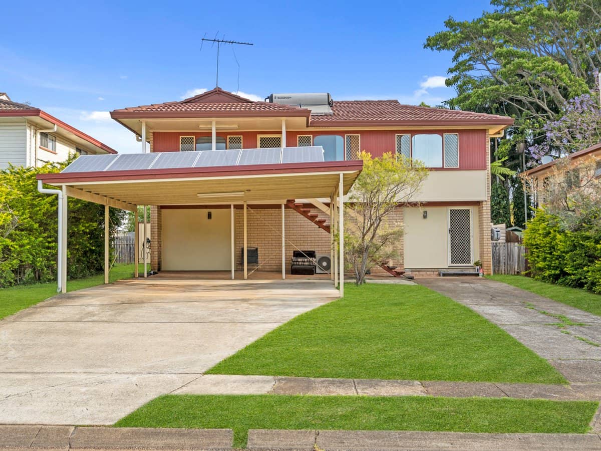 26 Rosedene Street, MANLY WEST - Thumbnail 1